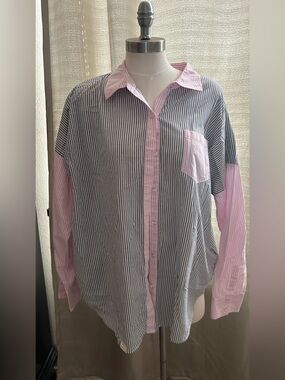 Peloton brand button-down shirt in size XL /pink and white striped design